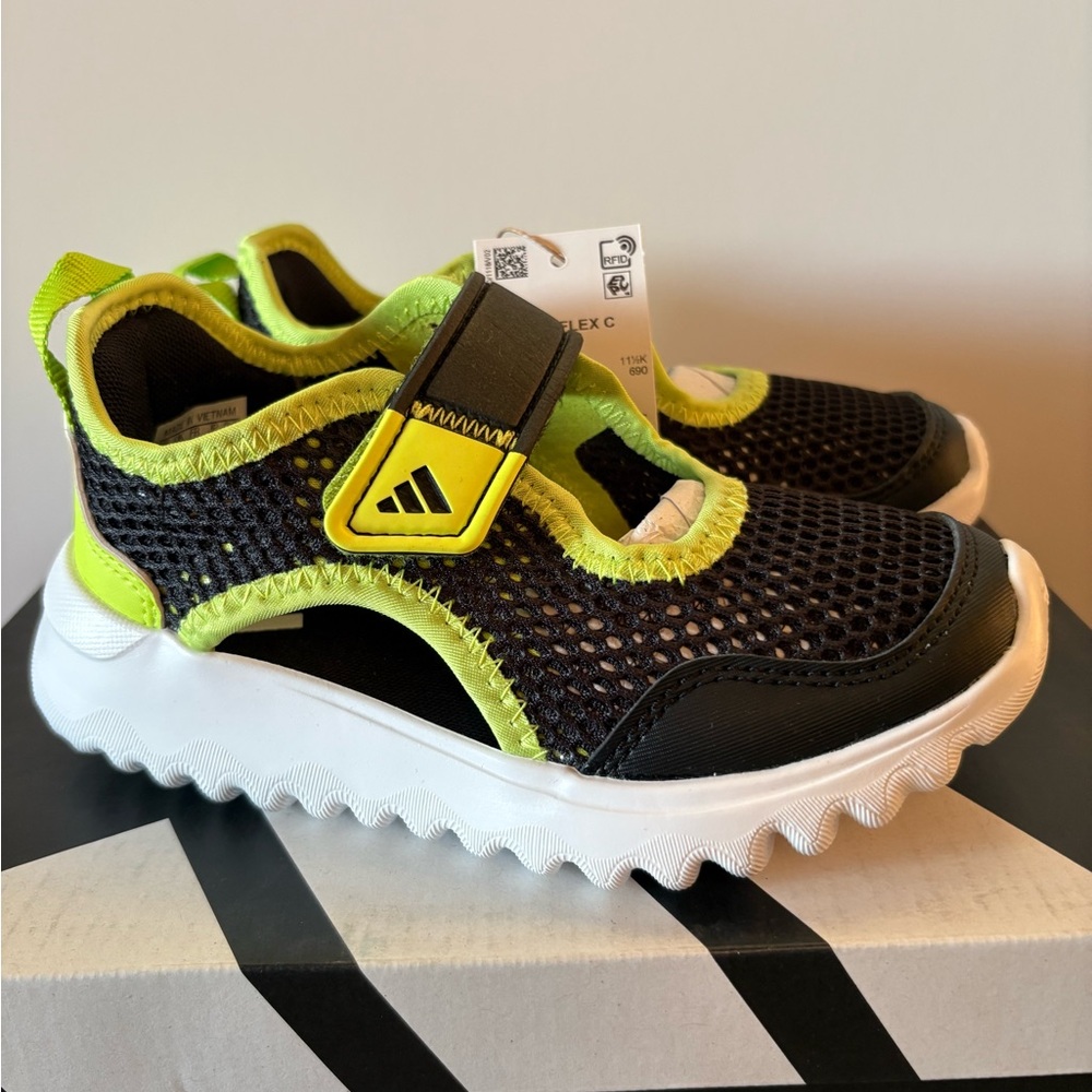 Kids adidas Summer Flex Black and Green Mesh Athletic Sneakers